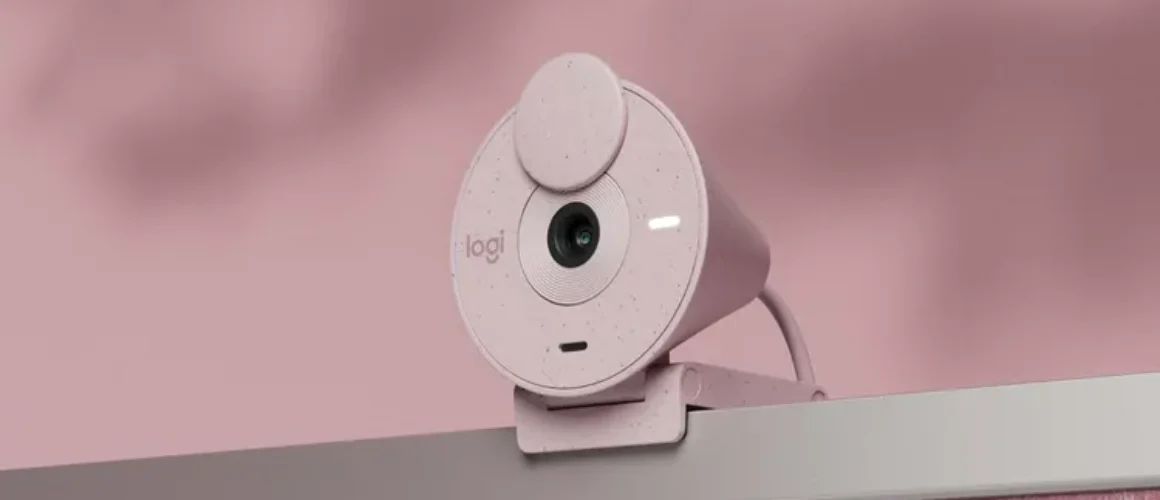 An attractive replacement for the outdated C920s is Logitech’s new $69.99 webcam.