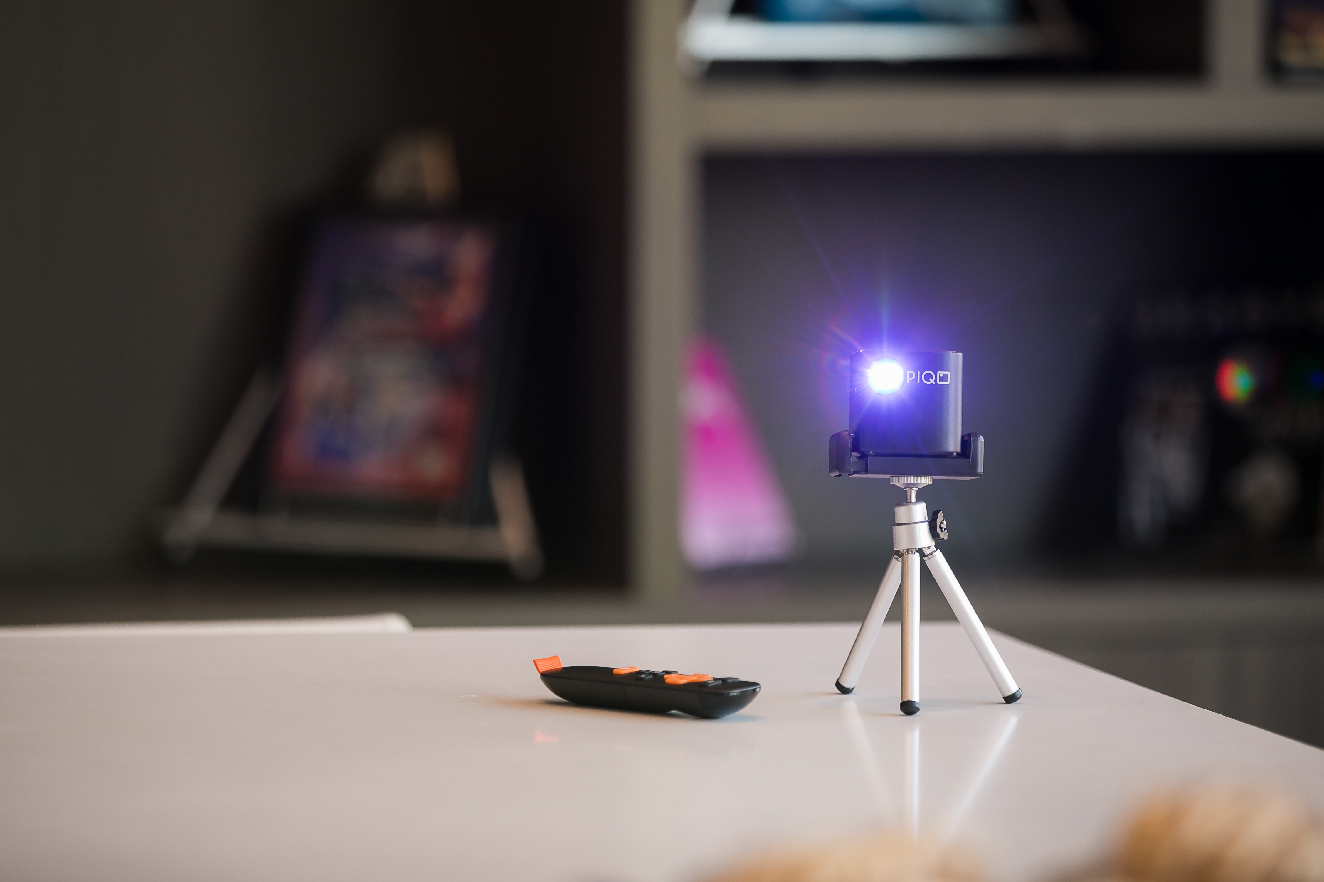 PIQO-Smart Projector